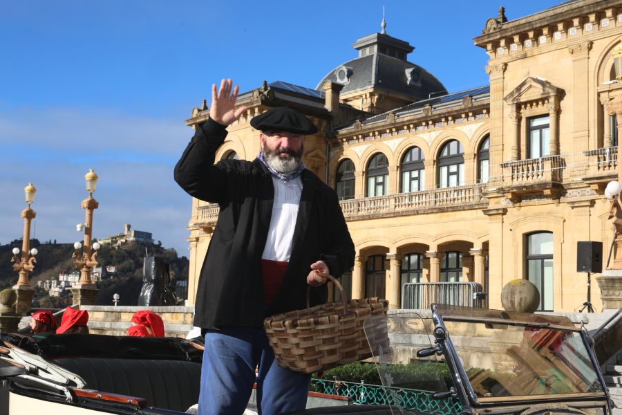 Olentzero y Mari Domingi en Donostia