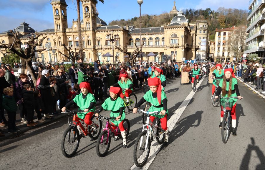 Olentzero y Mari Domingi en Donostia