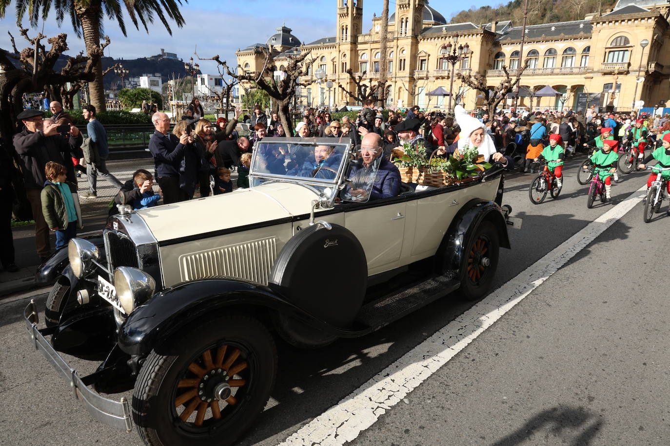 Olentzero y Mari Domingi en Donostia