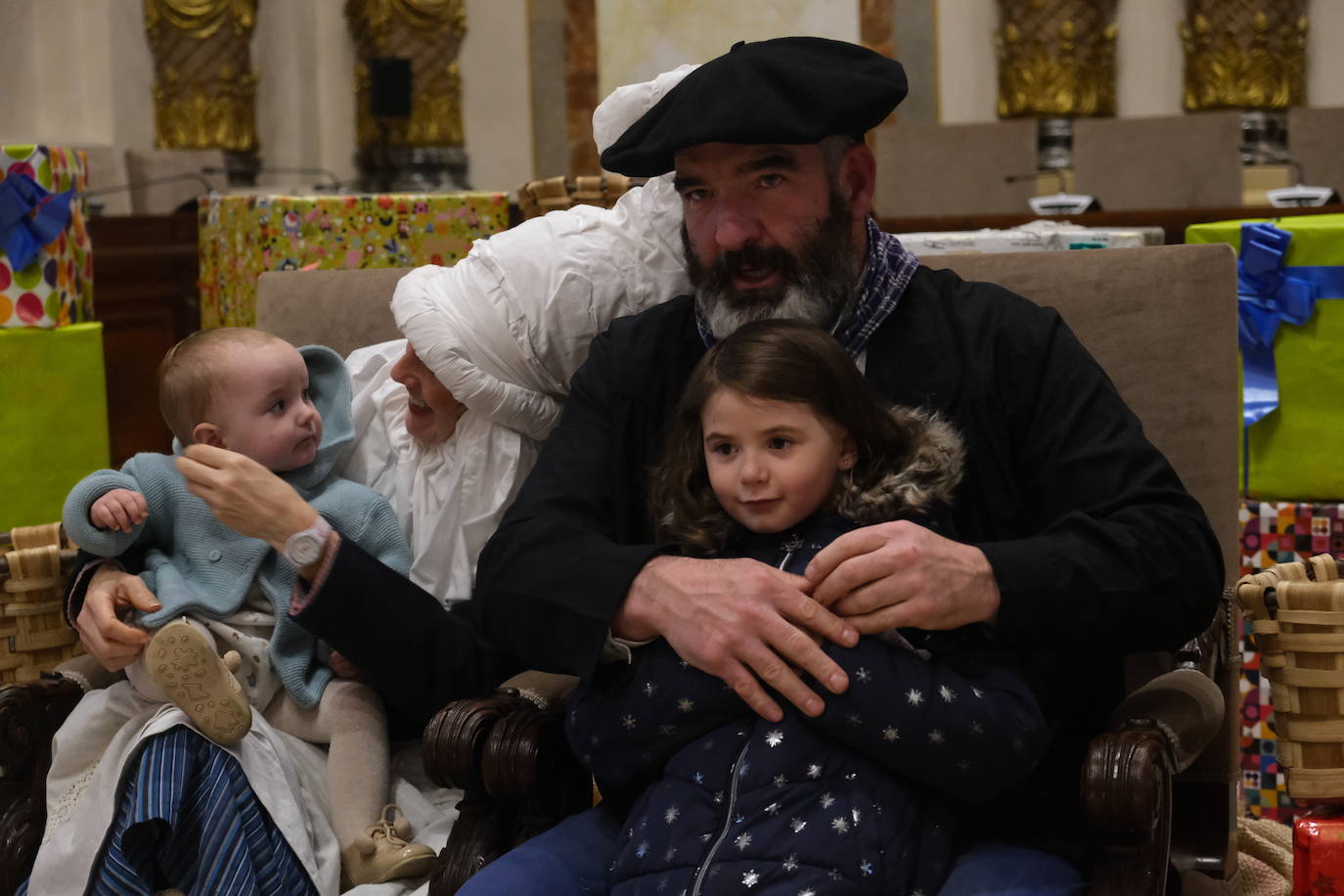 Olentzero y Mari Domingi en Donostia