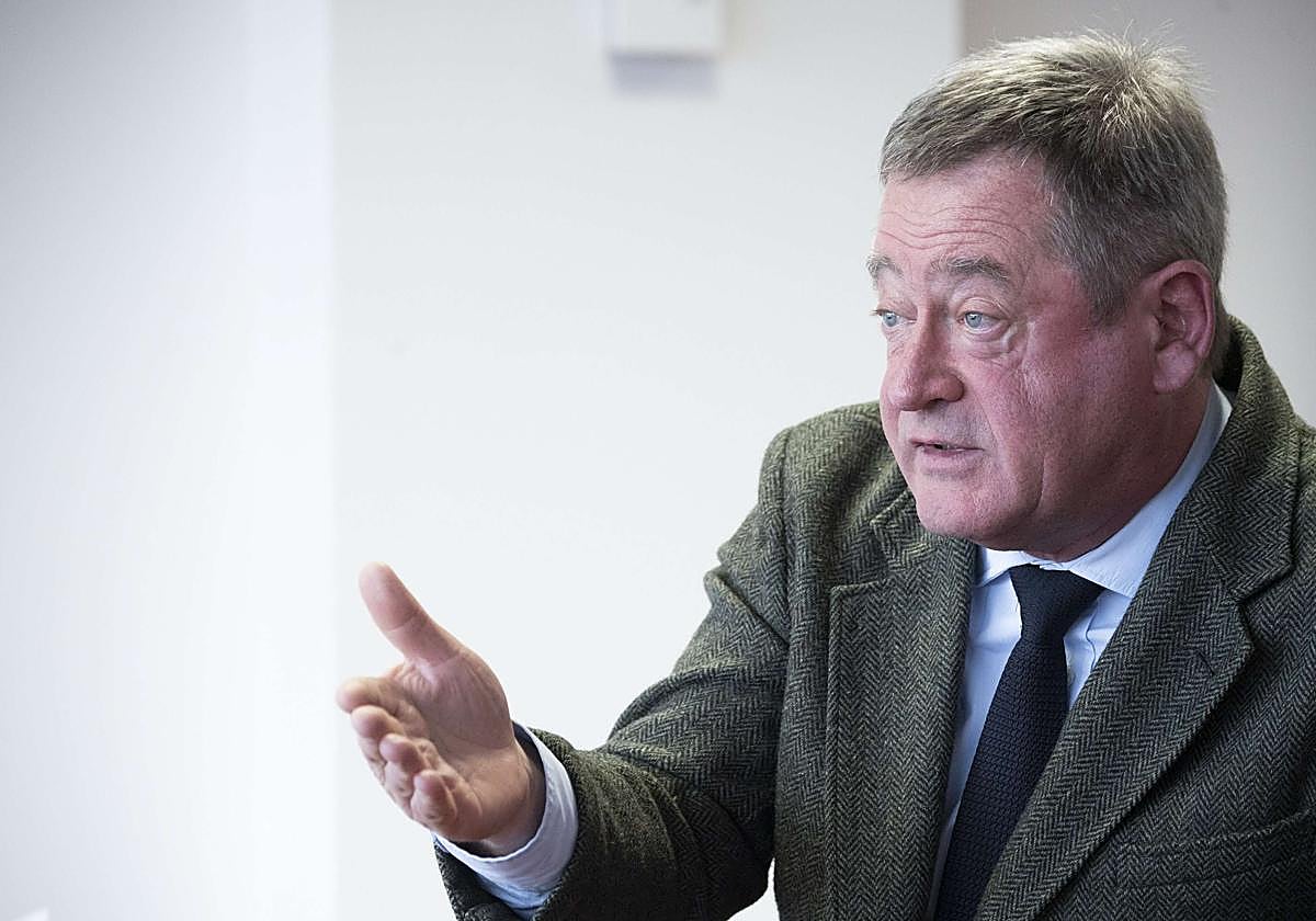 El portavoz del Gobierno Vasco, Bingen Zupiria, en una comparecencia reciente.