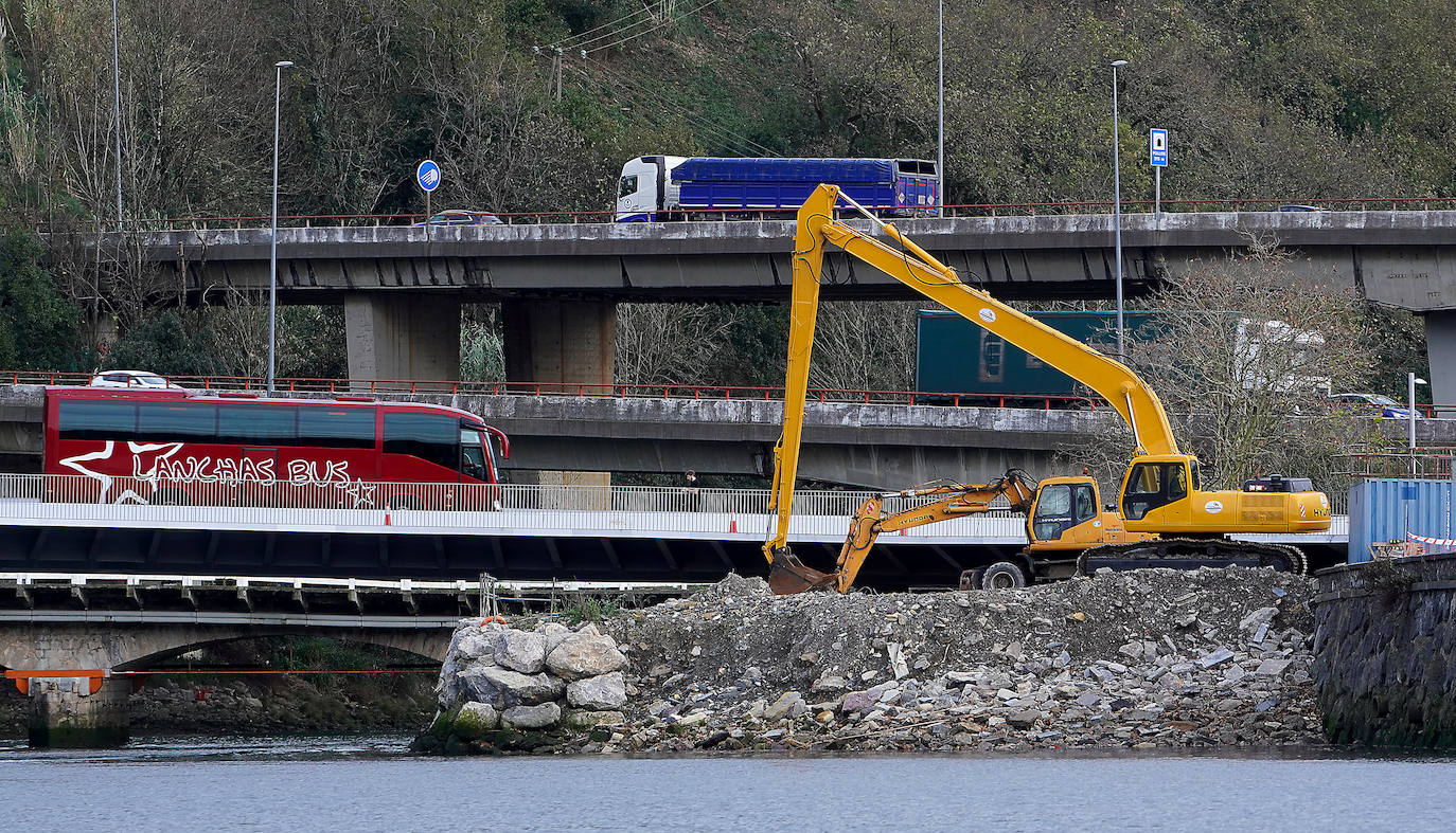 Fotos: Paseos solidarios por el Urumea