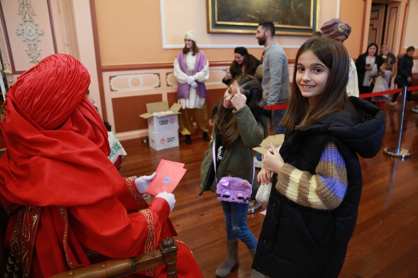 Fotos: Todo nervios en Irun antes de la llegada de los Reyes Magos