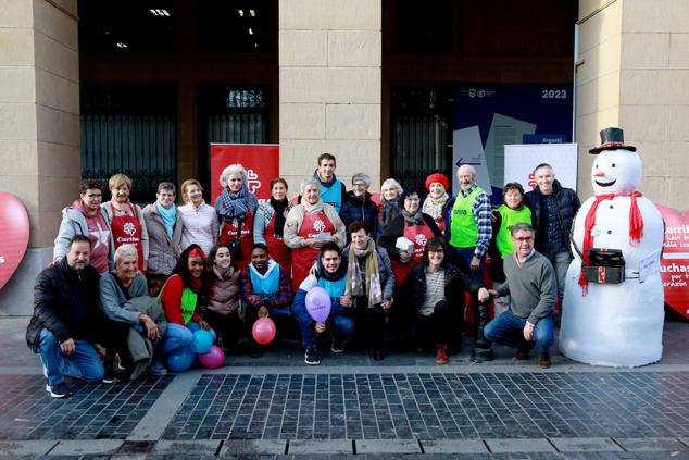 Fotos: Cáritas reparte el &#039;Roscón Solidario&#039;