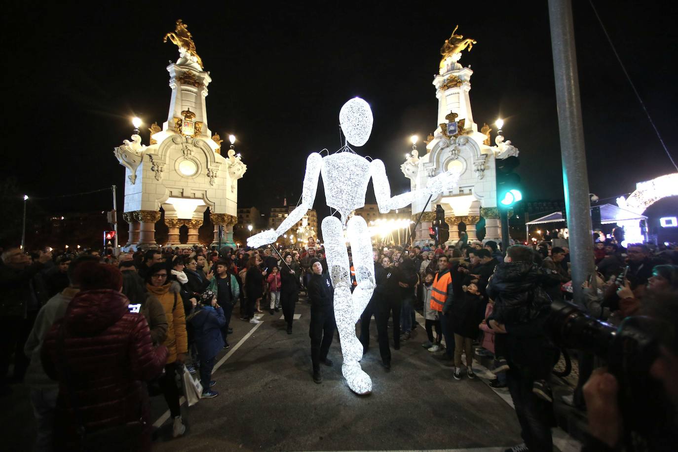 Fotos: Donostia apaga la Navidad