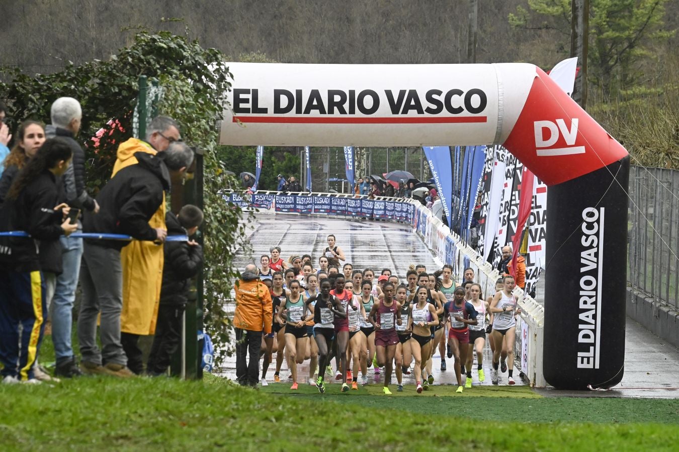 Fotos: Barega y Daniel, vencedores del Juan Muguerza de Elgoibar