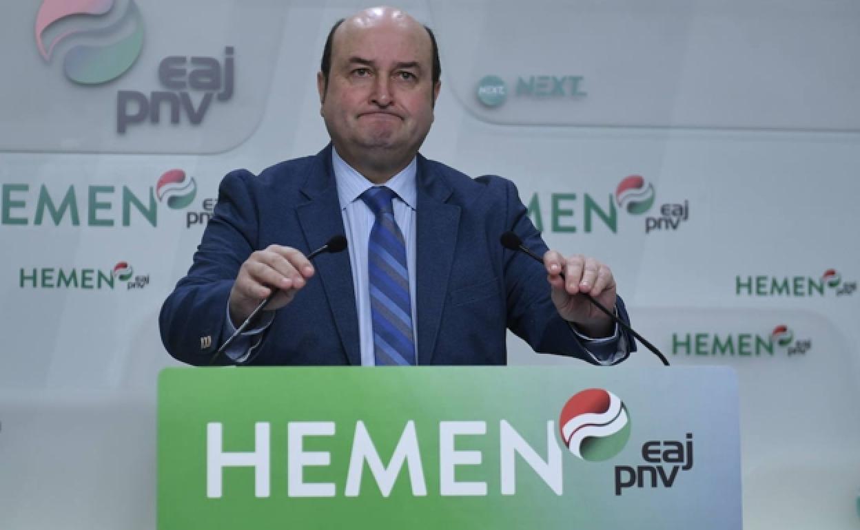 Ortuzar compareció en Sabin Etxea el 17 de diciembre de 2019 tras conocerse la sentencia de la Audiencia alavesa. 