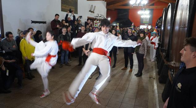 Fotos: Garmendia y Plazaola abren la temporada del txotx: «Gure sagardo berria!»