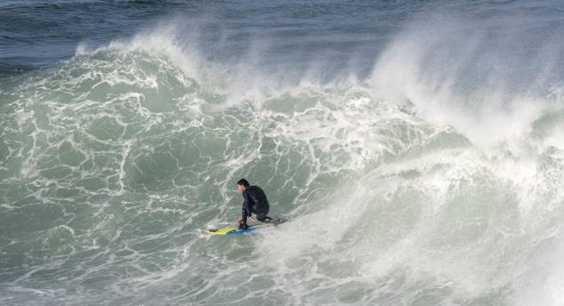 Fotos: Las espectaculares olas de Zumaia en imágenes