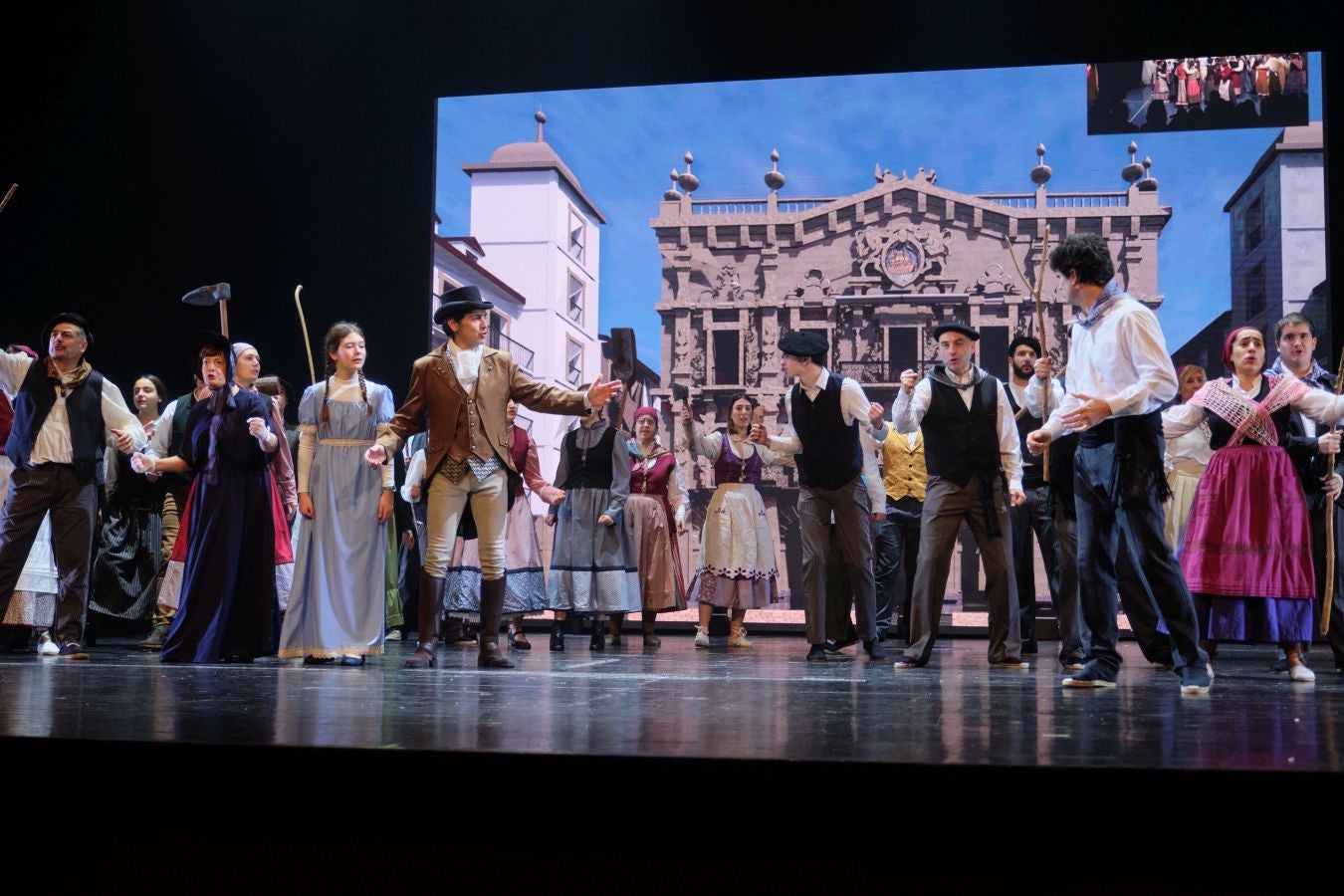 Fotos: El Victoria Eugenia vibró con el estreno del musical &#039;Bretxa 1813&#039;