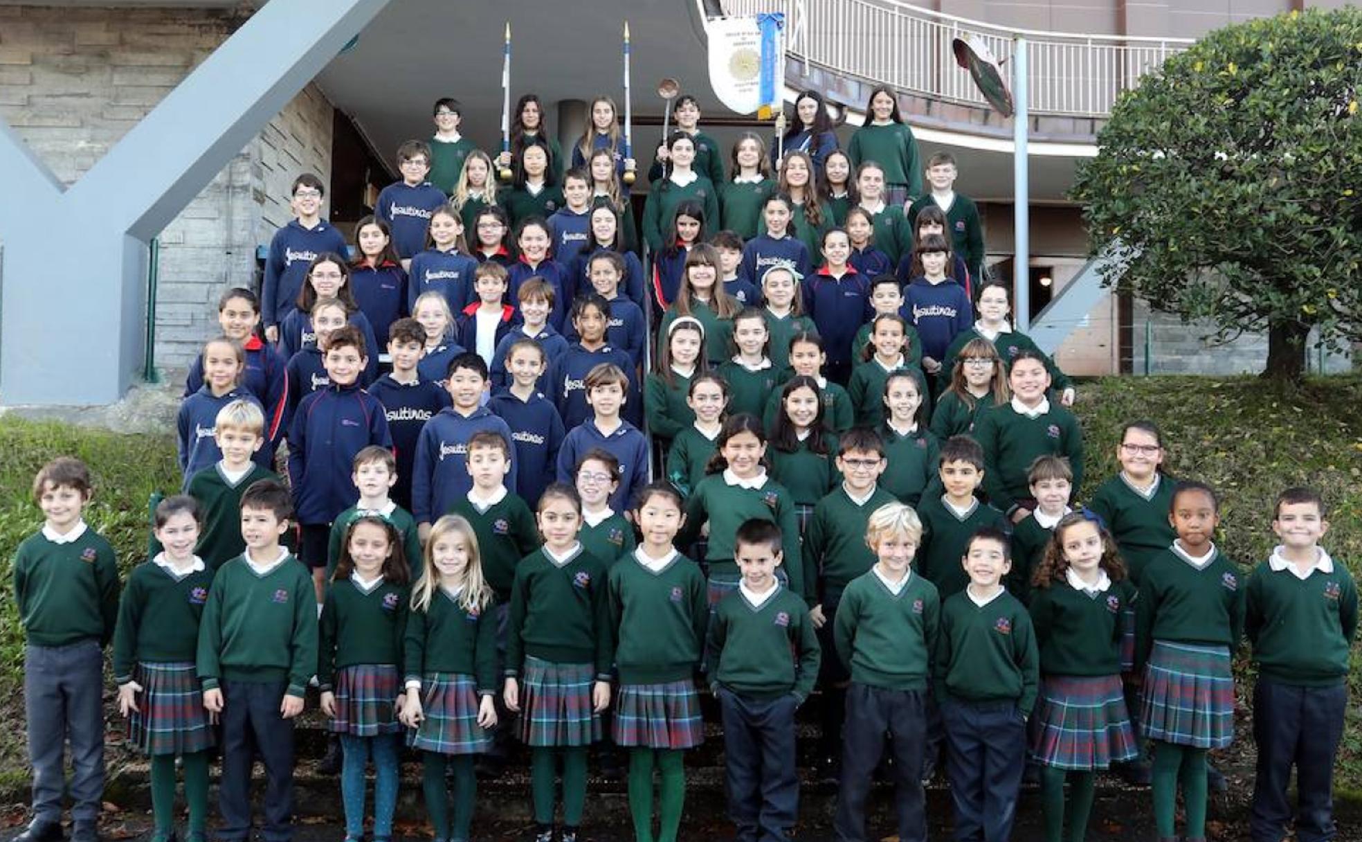 Los integrantes de Jesuitinas de la Tamborrada Infantil 2023. 