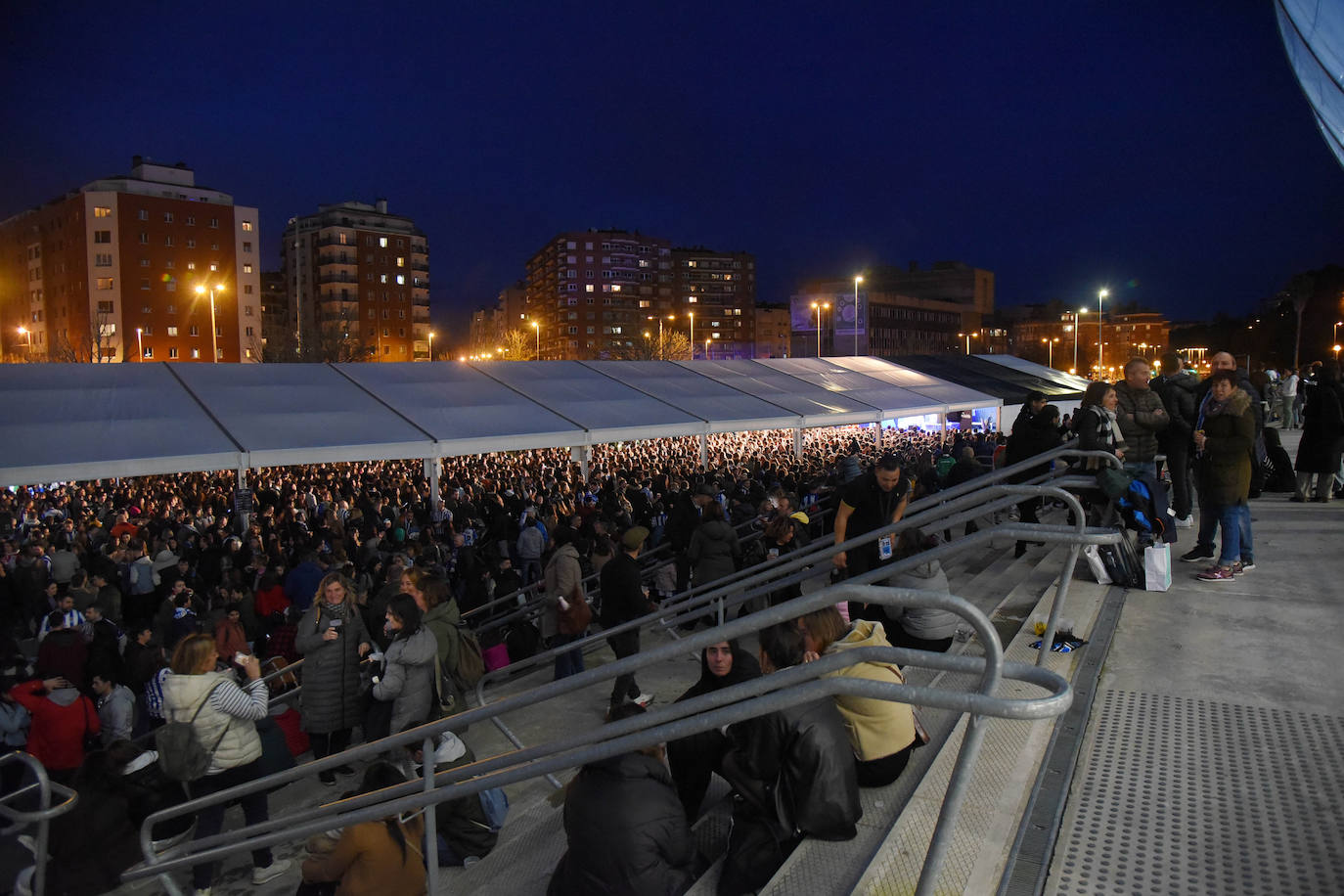Fotos: Ambiente de lujo antes de un intenso derbi
