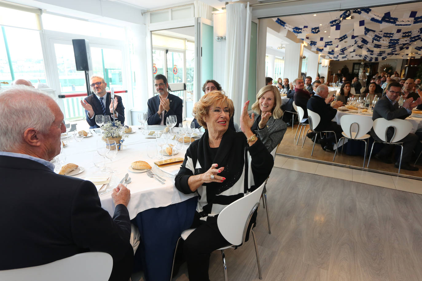 DV rindió homenaje a los Tambores de Oro de Donostia.