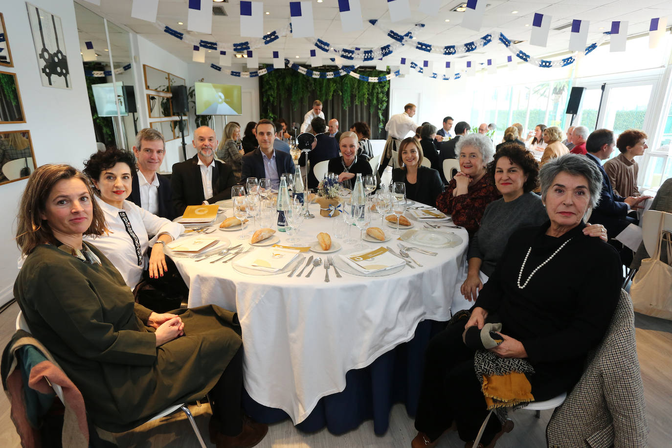 DV rindió homenaje a los Tambores de Oro de Donostia.