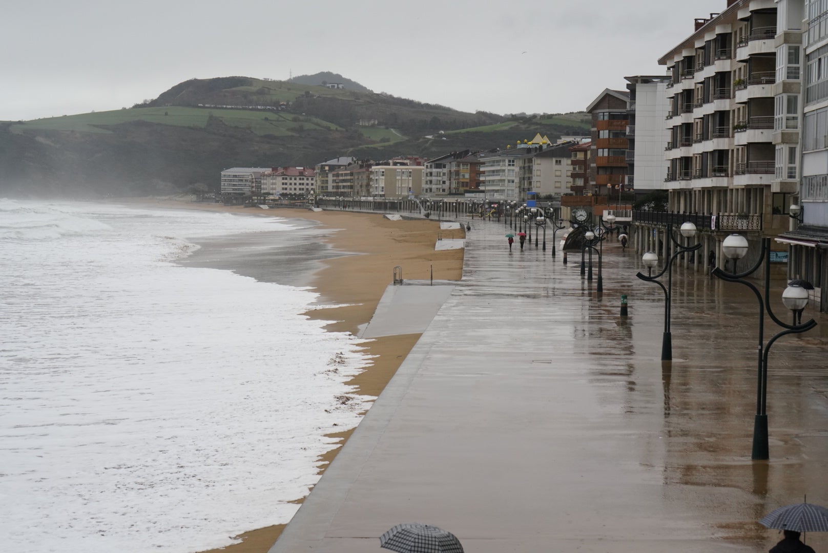 La playa de Zarautz este martes