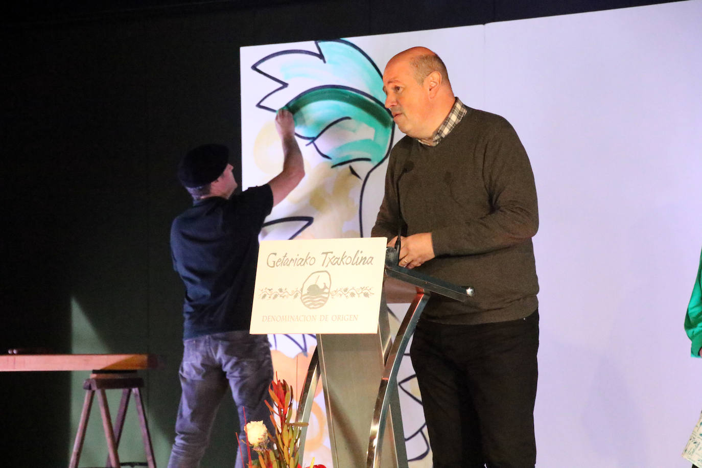 Fotos: El temporal no puede con la fiesta del txakoli