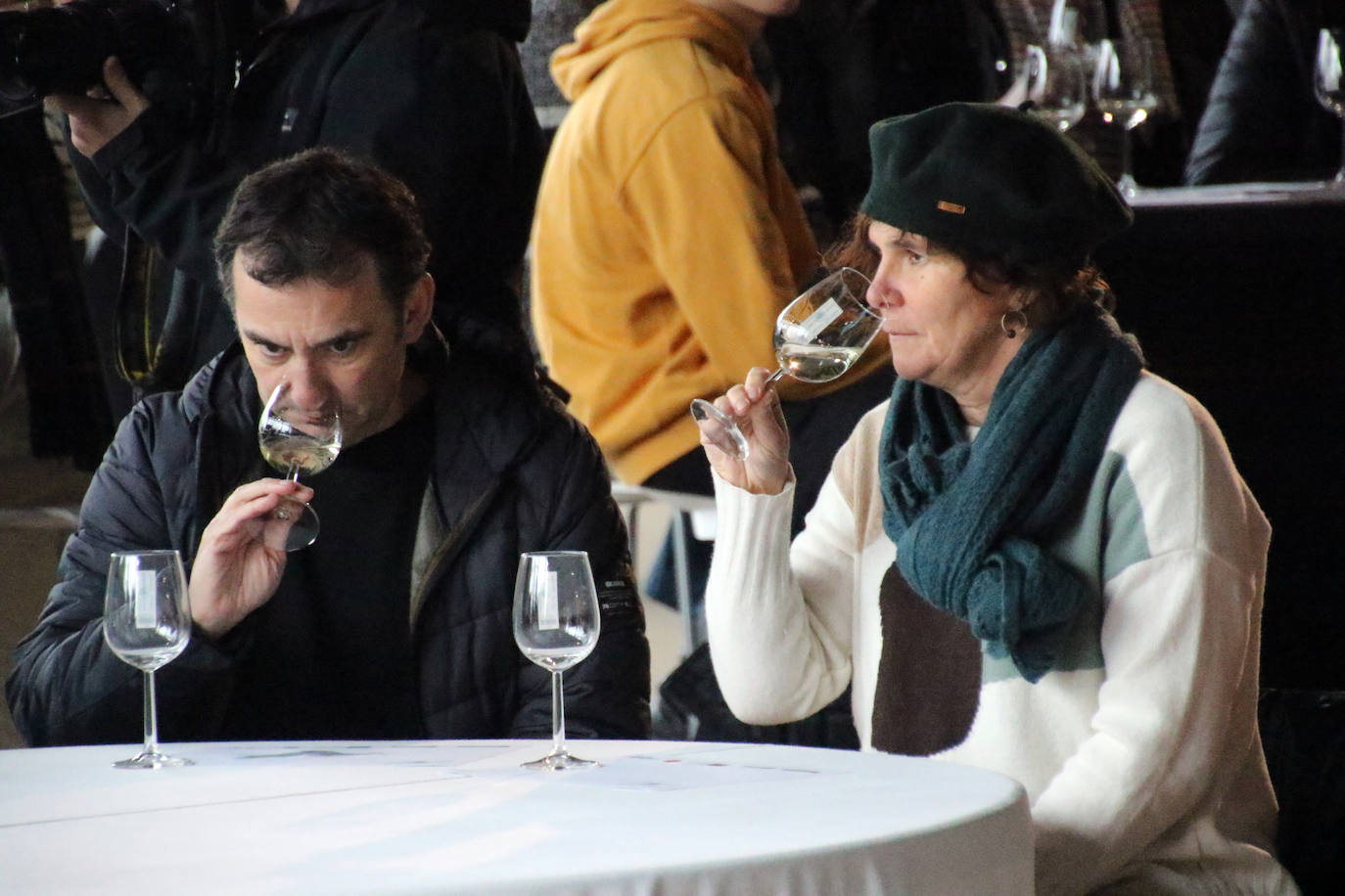 Fotos: El temporal no puede con la fiesta del txakoli