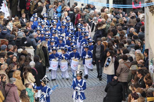 Fotos: Alegre tamborrada en Azpeitia