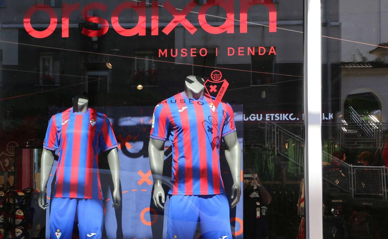 Tienda del S. D Eibar. 