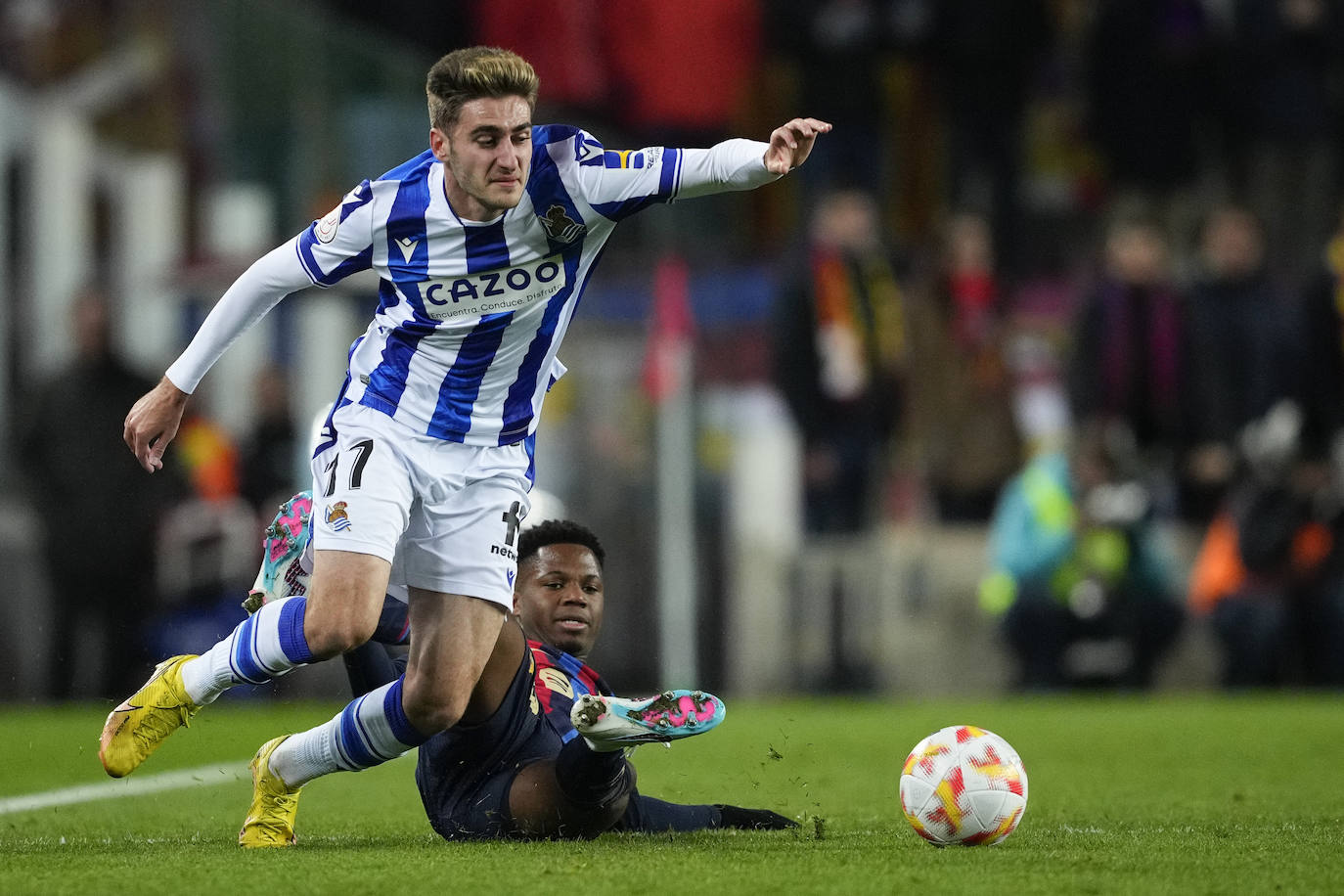 Fotos: Derrota de la Real ante el Barcelona