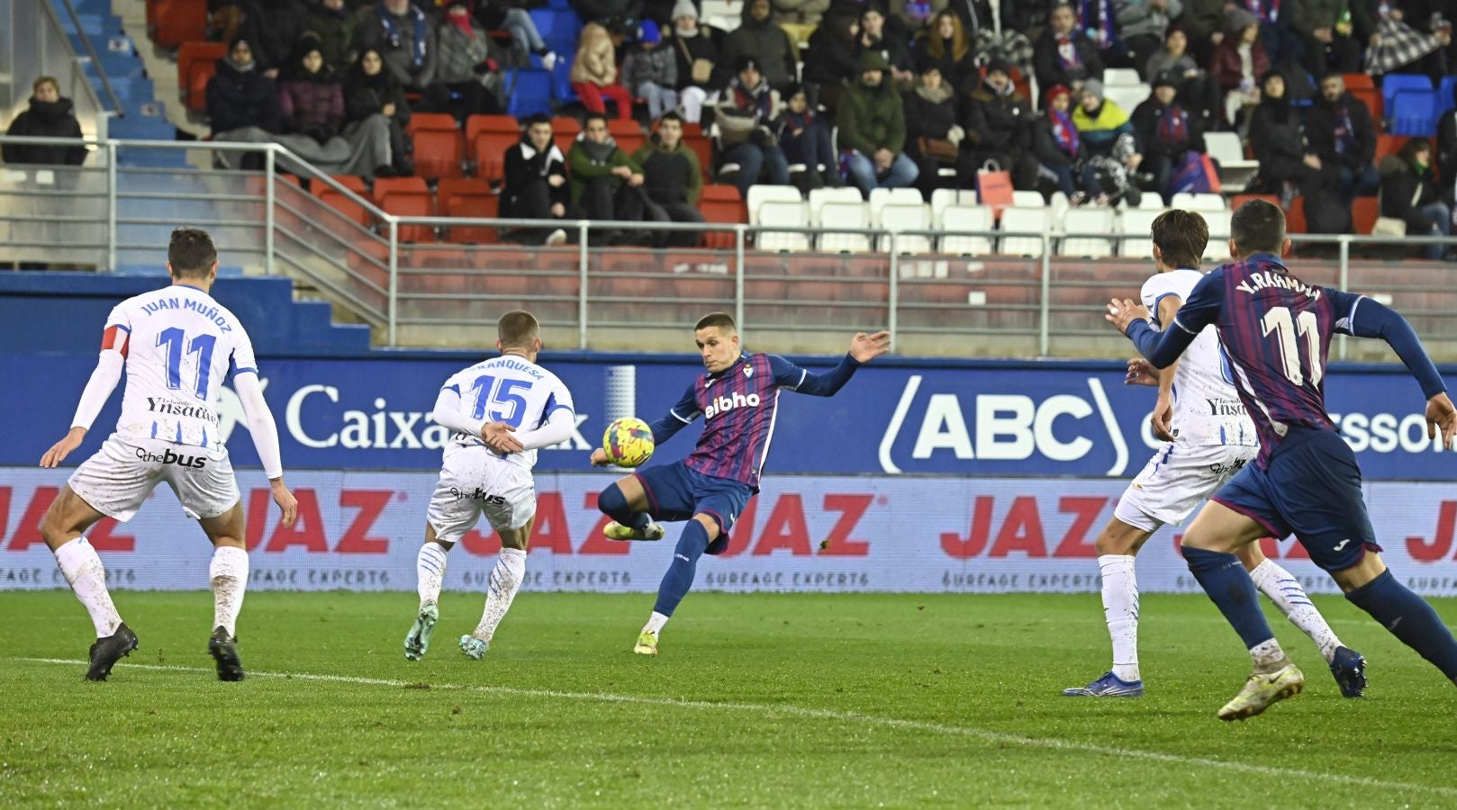 Fotos: El Eibar empata en casa ante el Leganés