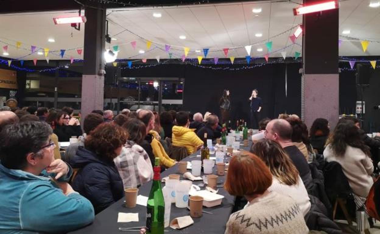 Azpeitia: Pandemia aurretiko egun osoko egitaraua berreskuratu zuen Bertso Egunak