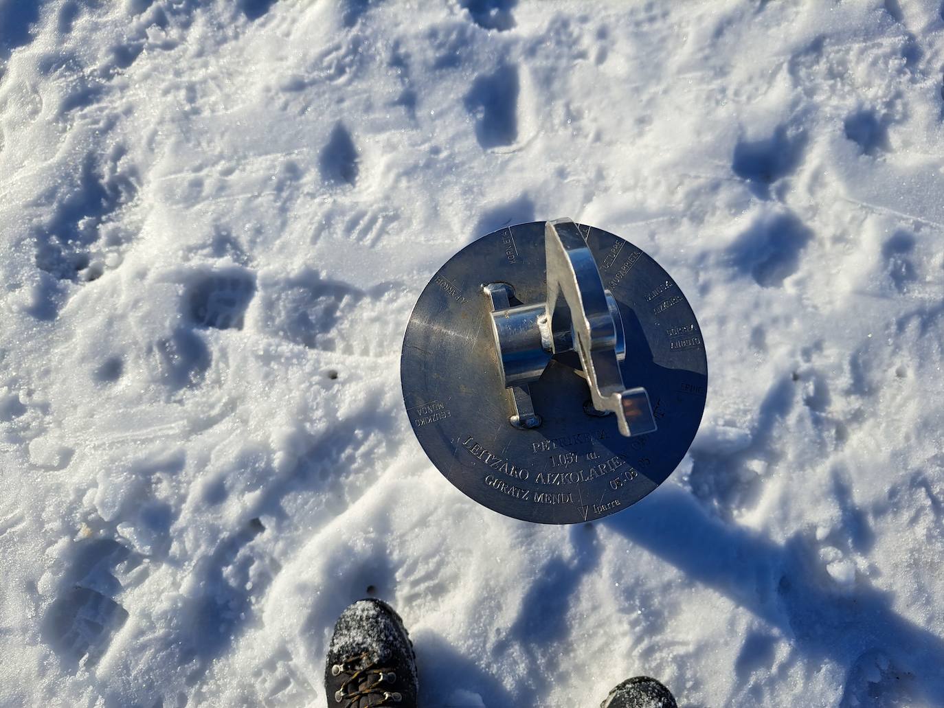 Fotos: Eguzkizko Muinoa, entre nieve y rayos de sol