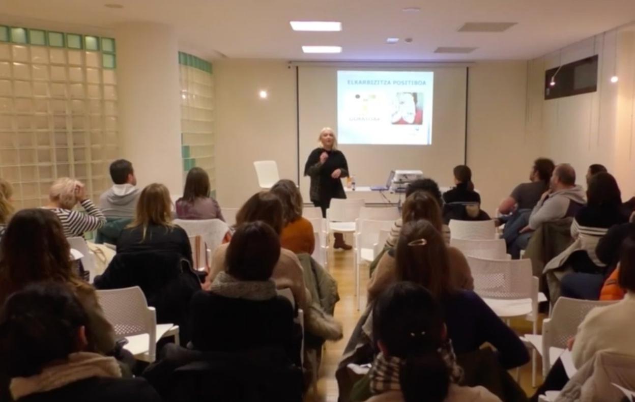 Asistentes a la charla de 'Trebagurasoak'. 