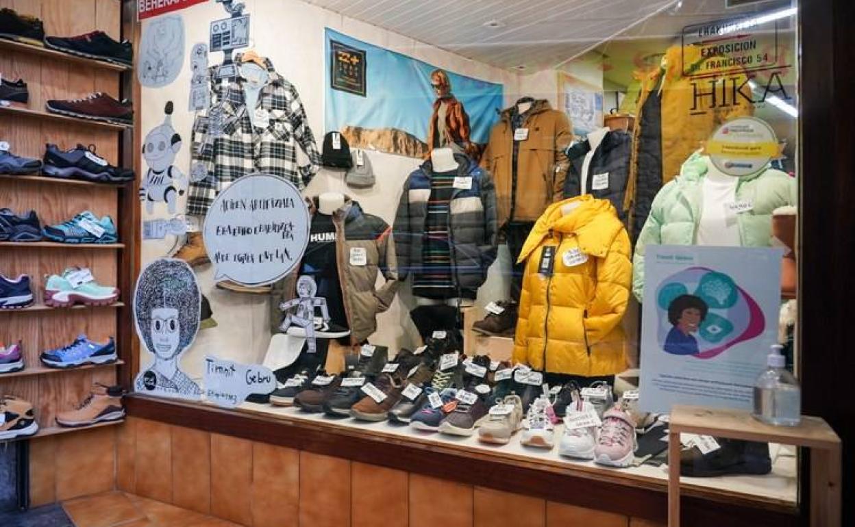 Uno de los comercios de Elgoibar que participó en la iniciativa 'Escaparates 11 de febrero' del pasado año. 