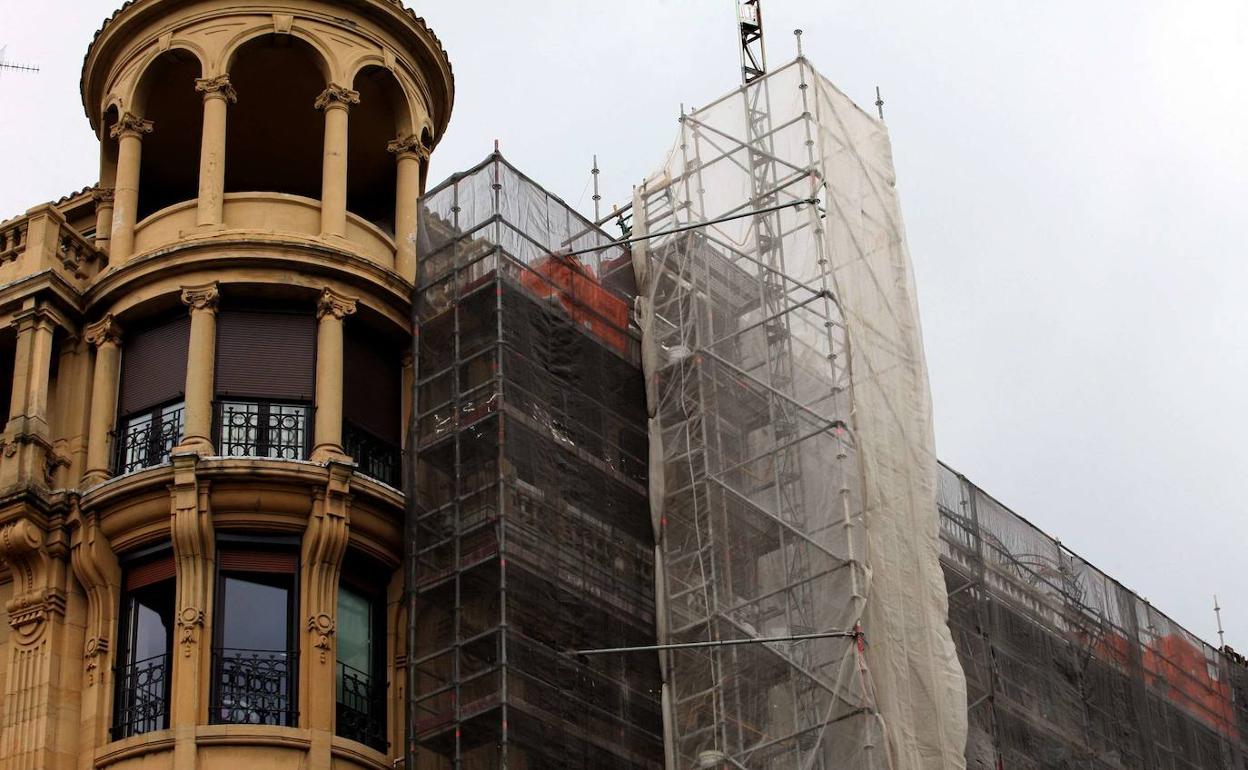 San Sebastián: Editan una guía para evitar la apertura de nuevas viviendas turísticas