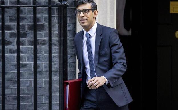 British Prime Minister Rishi Sunak leaving Downing Street