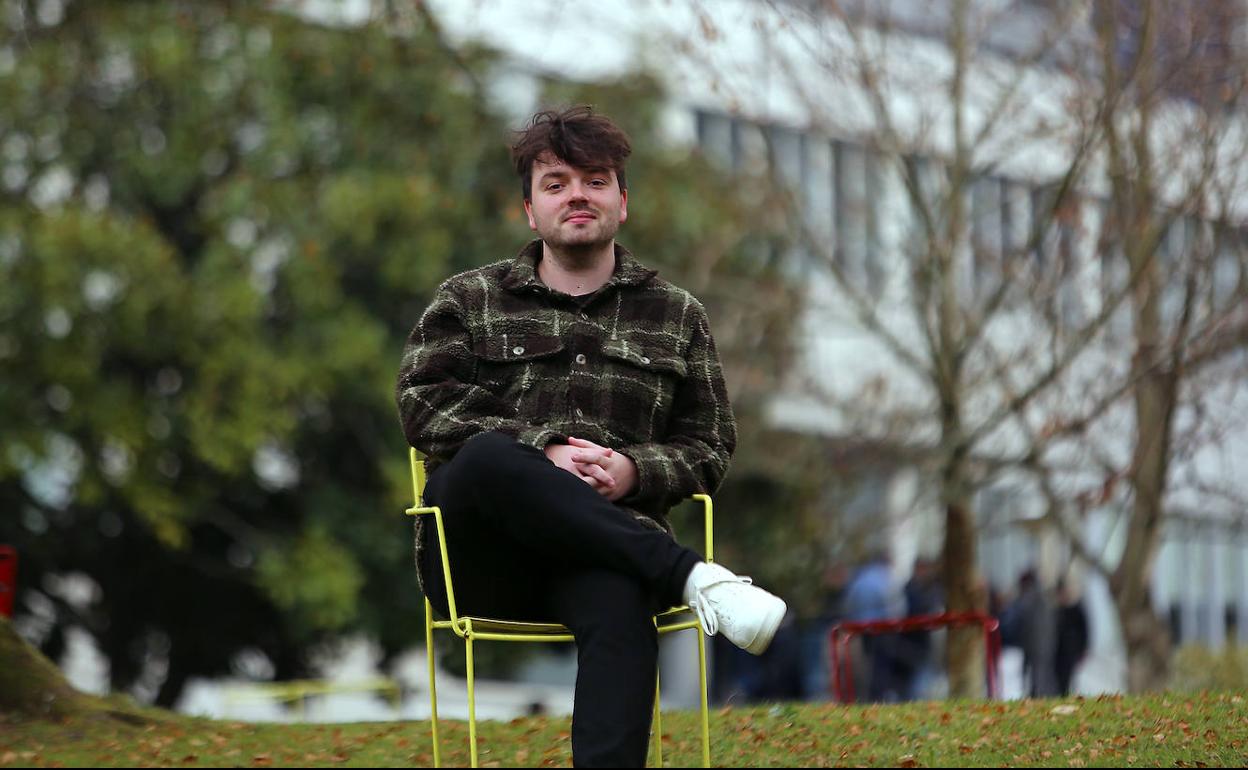 Jokin Pinatxo, Janus Lester taldeko abeslaria. 