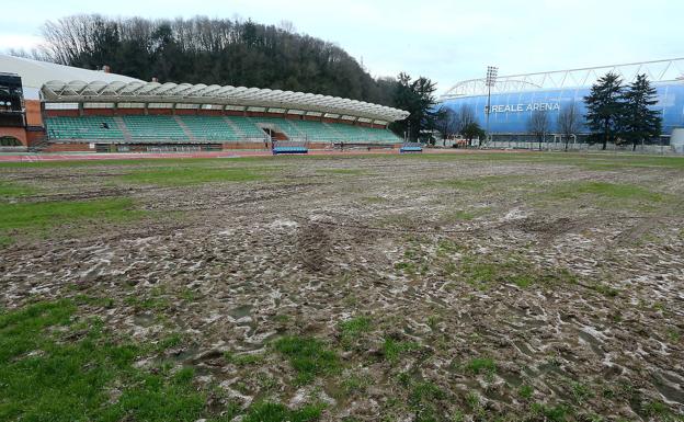 Condition of the grass of the Anoeta Mini-stadium. 