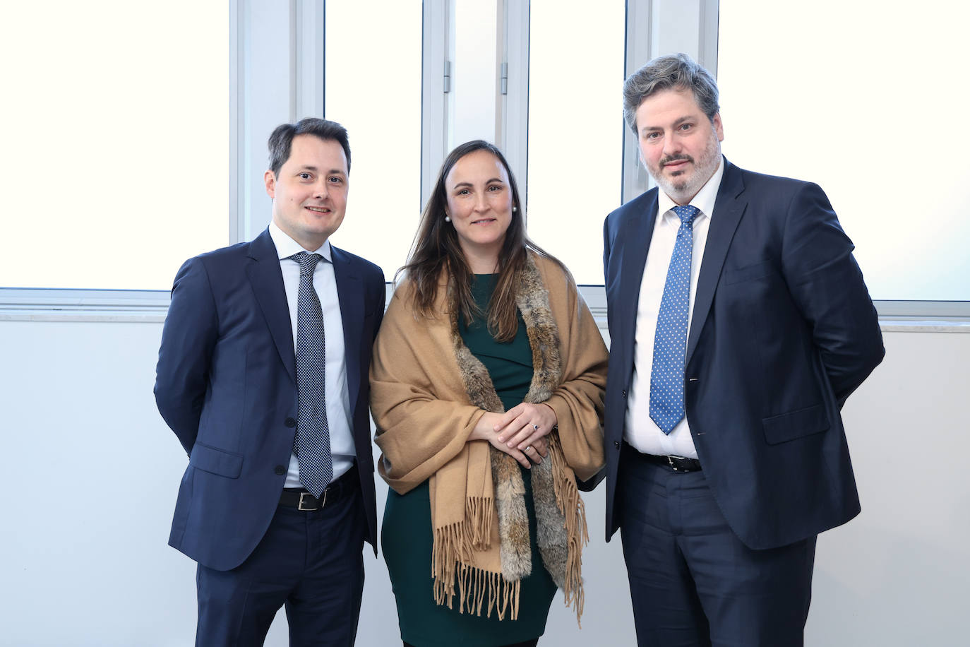 Miguel Mijangos, María García y Diego Basterra, de EY.