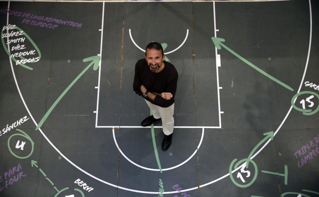 Joan Plaza posa la semana pasada en un acto del 30 aniversario del Unicaja de Málaga. 