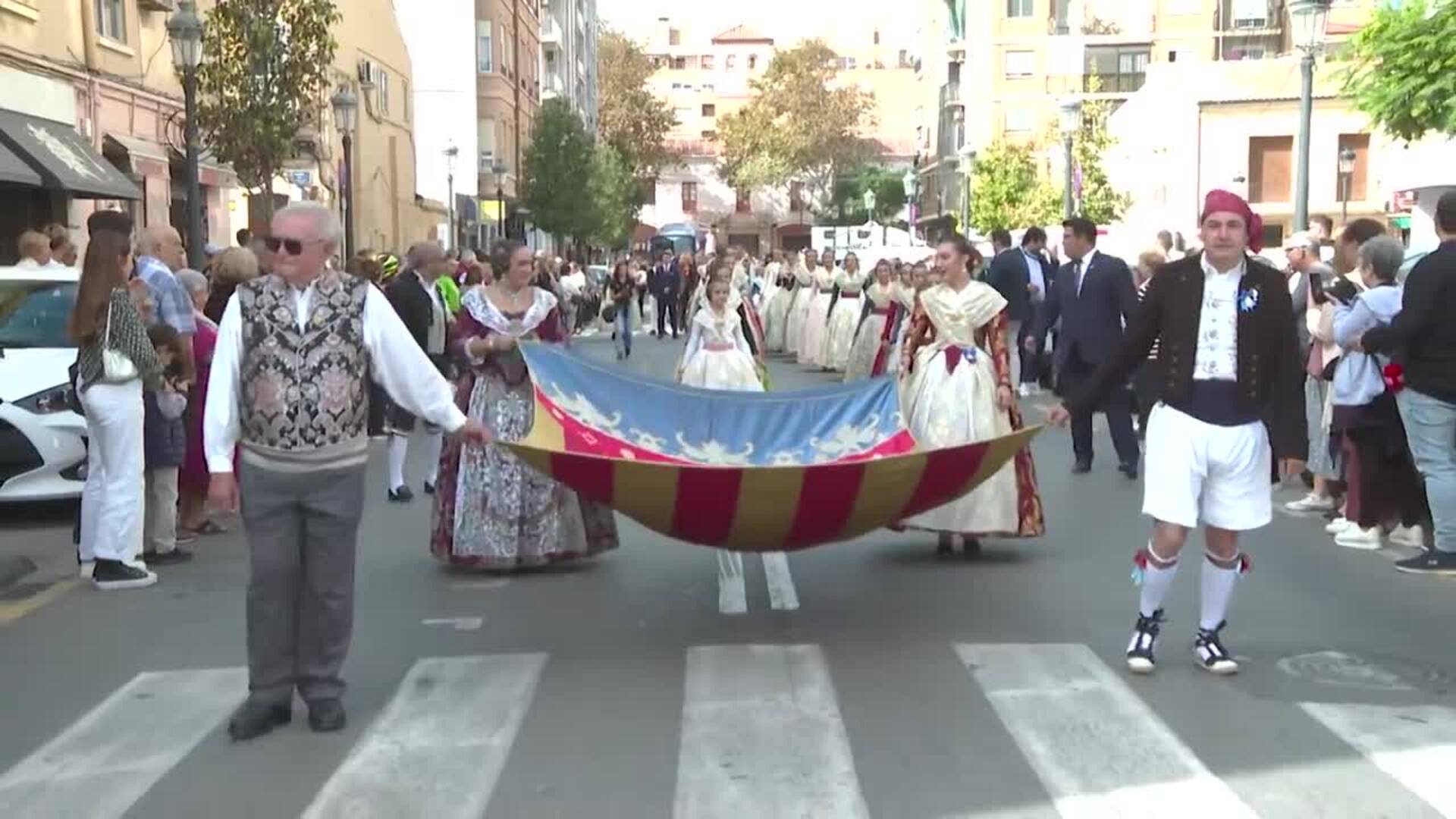 Se realiza un acto homenaje a la Real Senyera en Valencia