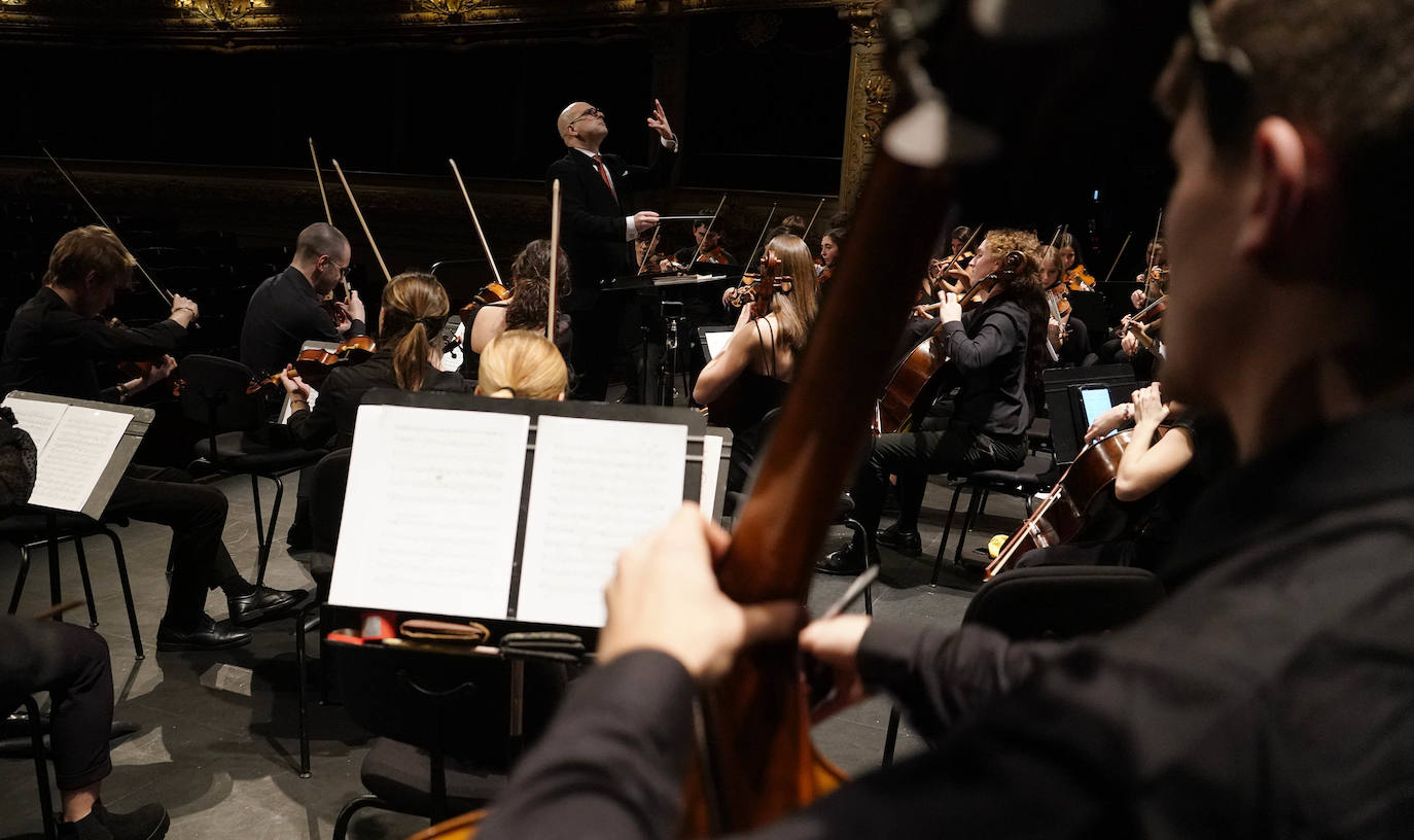 Así se prepara el concierto de Año Nuevo de la EGO