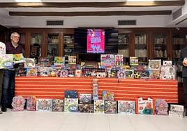 Cruz Roja ha recogido numerosos juguetes un año más.