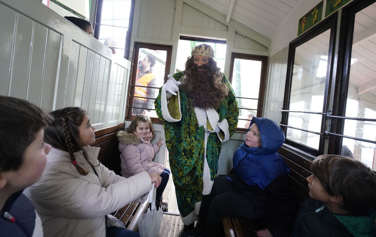 Los Reyes Magos reparten ilusión