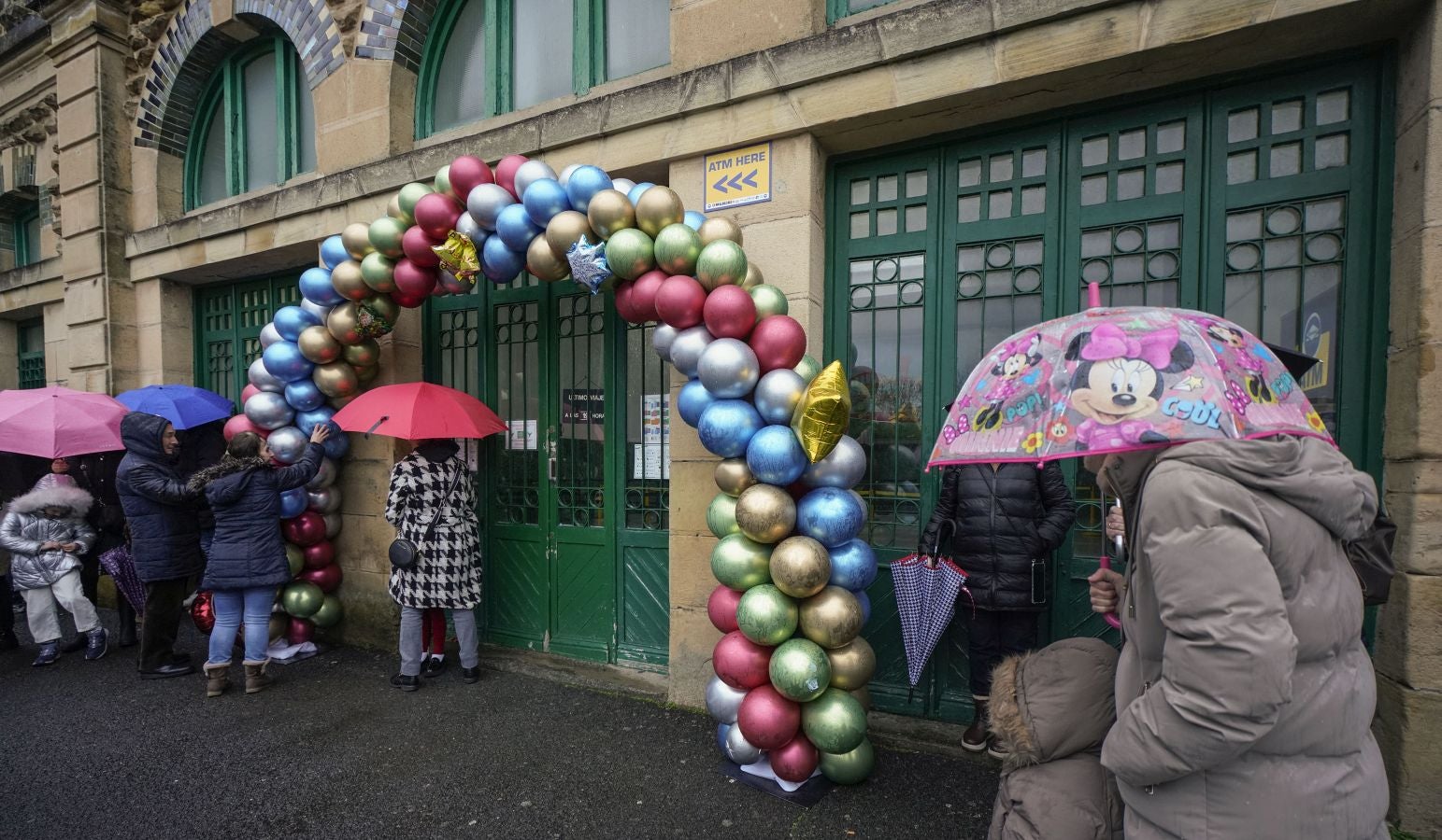 Los Reyes Magos reparten ilusión