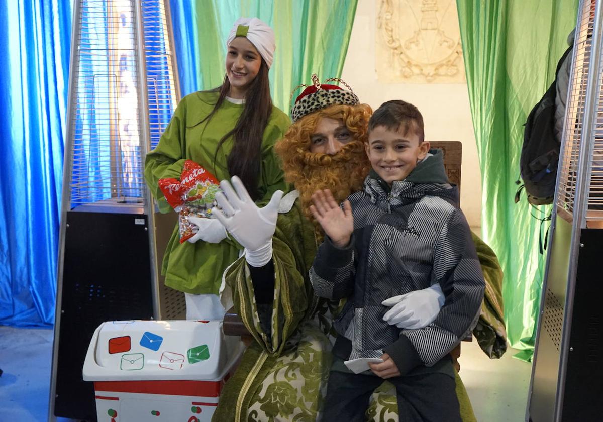 Los Reyes Magos ya se han reunido con cientos de beasaindarras