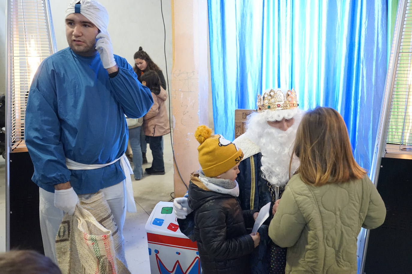 Los Reyes Magos ya se han reunido con cientos de beasaindarras