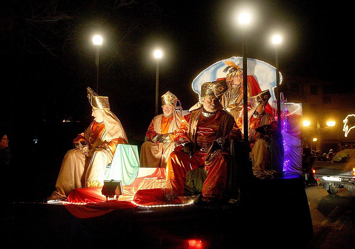 Lezo sustituye el recorrido de los Reyes Magos por una recepción