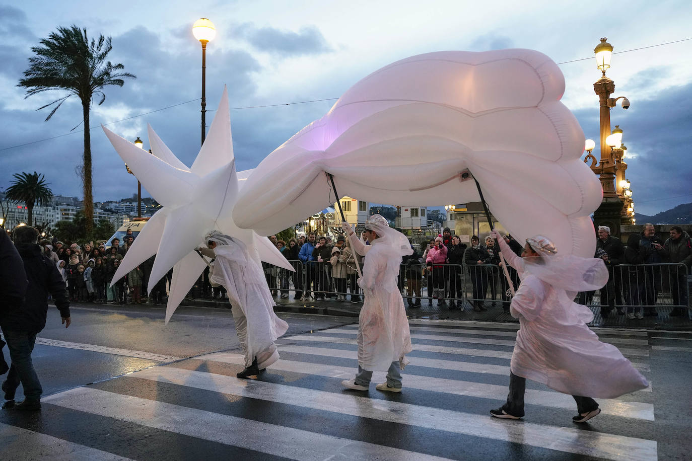 Una cabalgata de magia e ilusión en Donostia