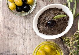 La tapenade es una de las formas más populares de consumir aceitunas.