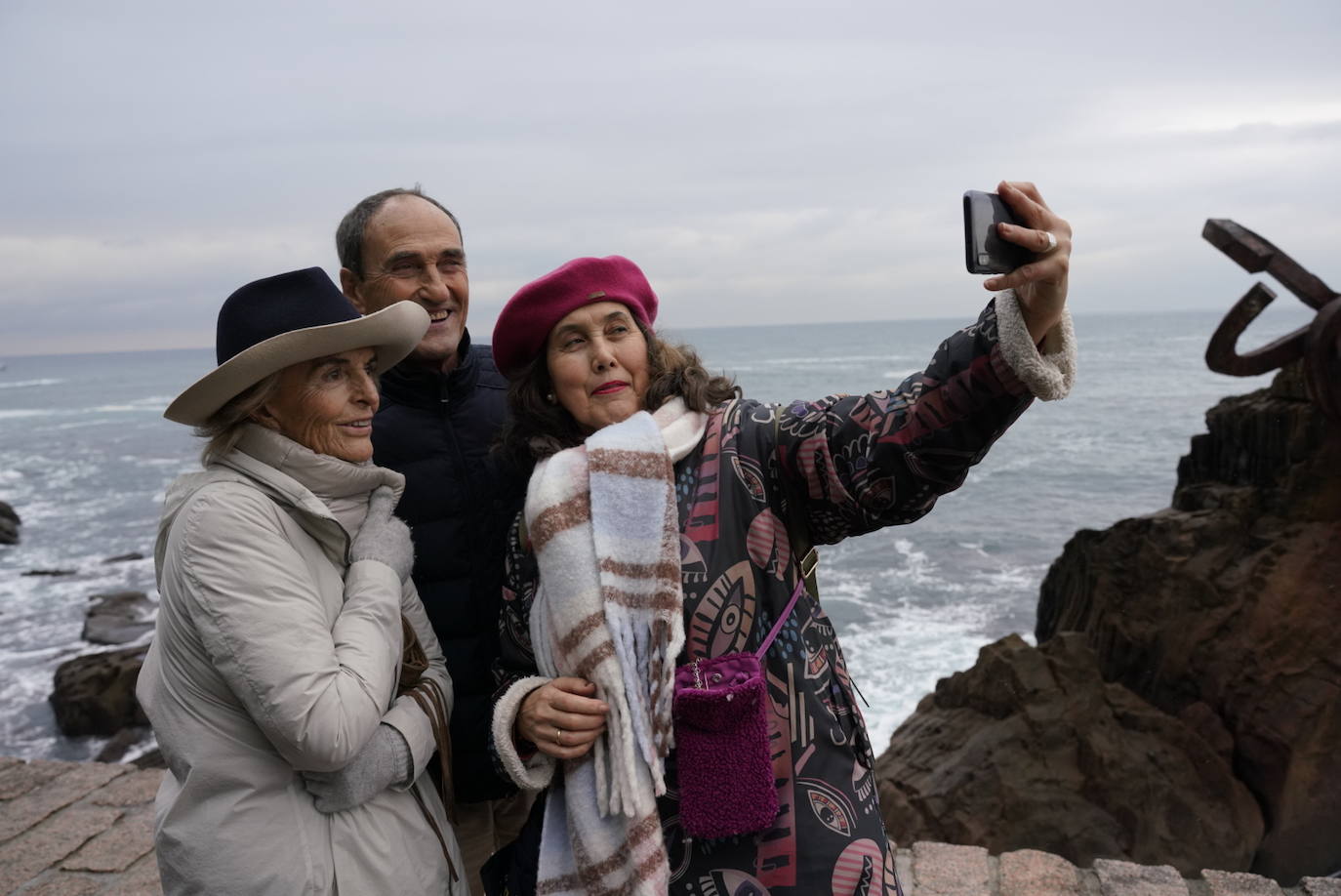 Homenaje de la familia Chillida en el Peine del Viento