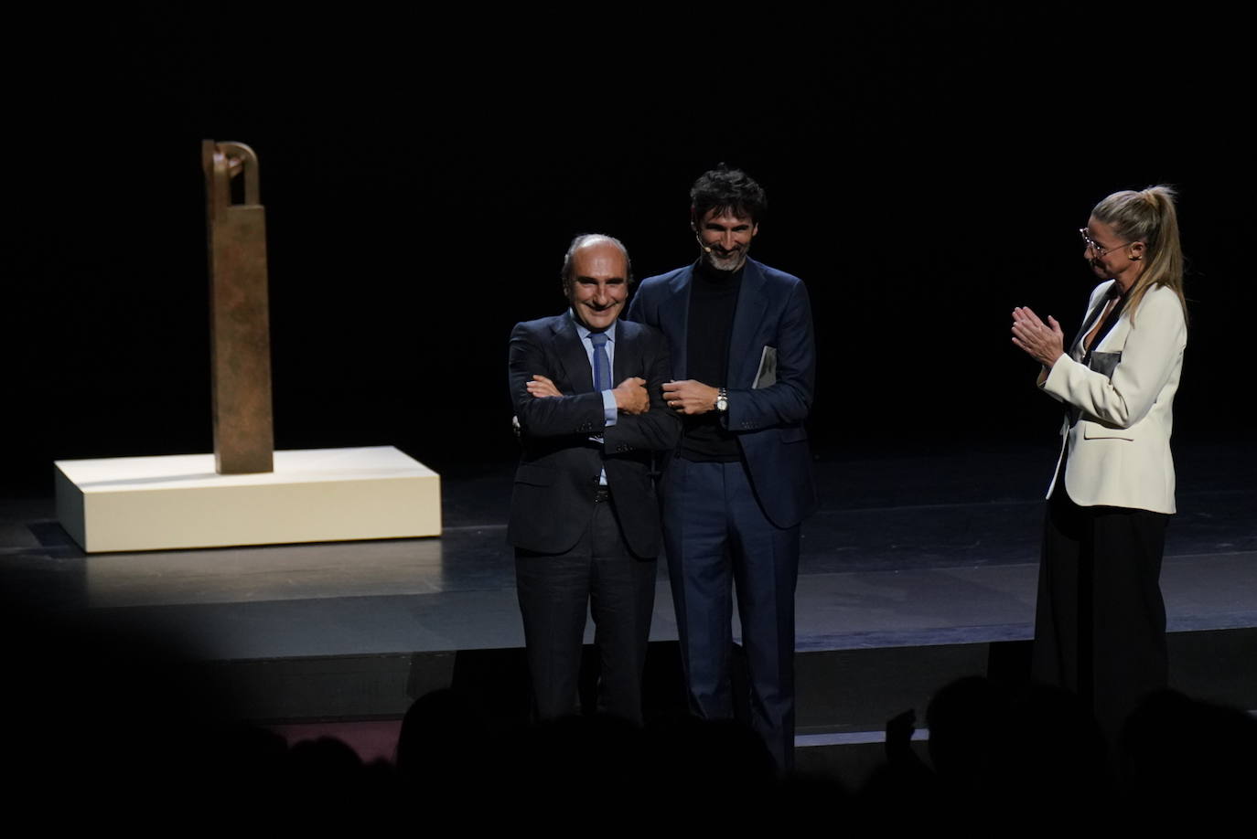 Homenaje a Chillida en el Victoria Eugenia