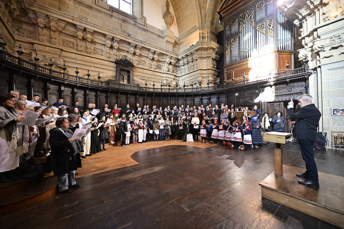 Multitudinaria misa de San Sebastián