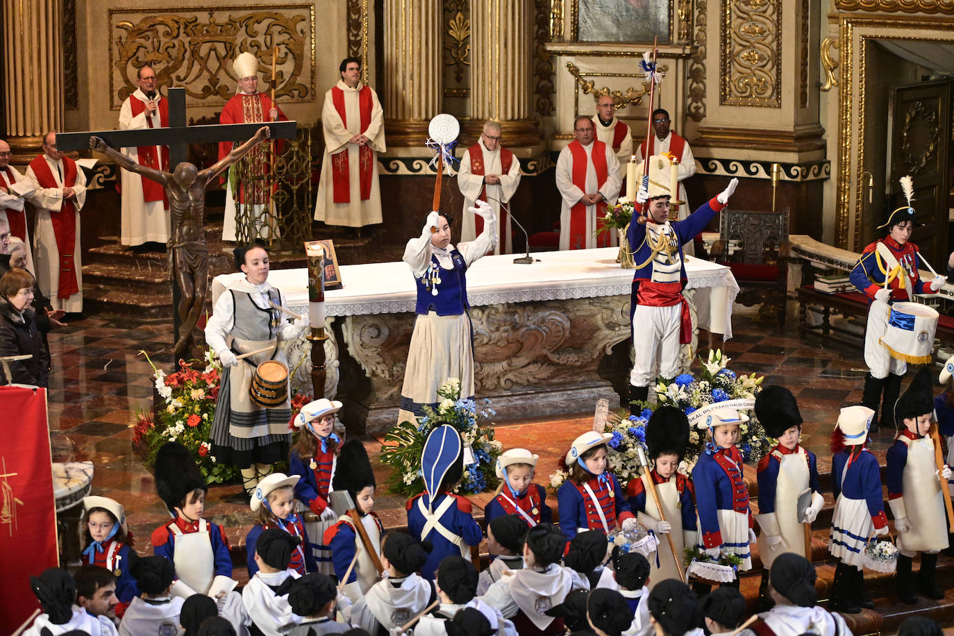 Multitudinaria misa de San Sebastián