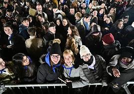 Revive la emoción de la Izada con la retransmisión íntegra de DV